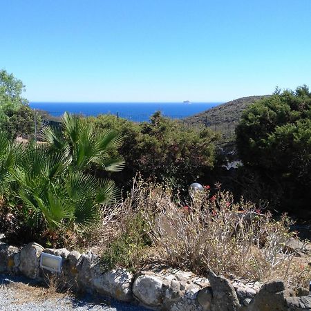 B&B Glamping Semaforo Capo Sperone SantʼAntìoco Exteriör bild