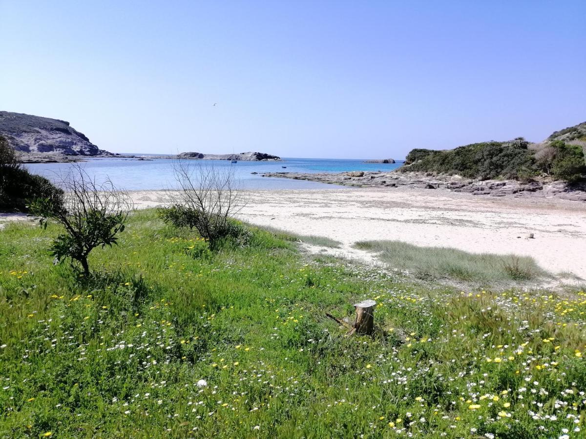 B&B Glamping Semaforo Capo Sperone SantʼAntìoco Exteriör bild