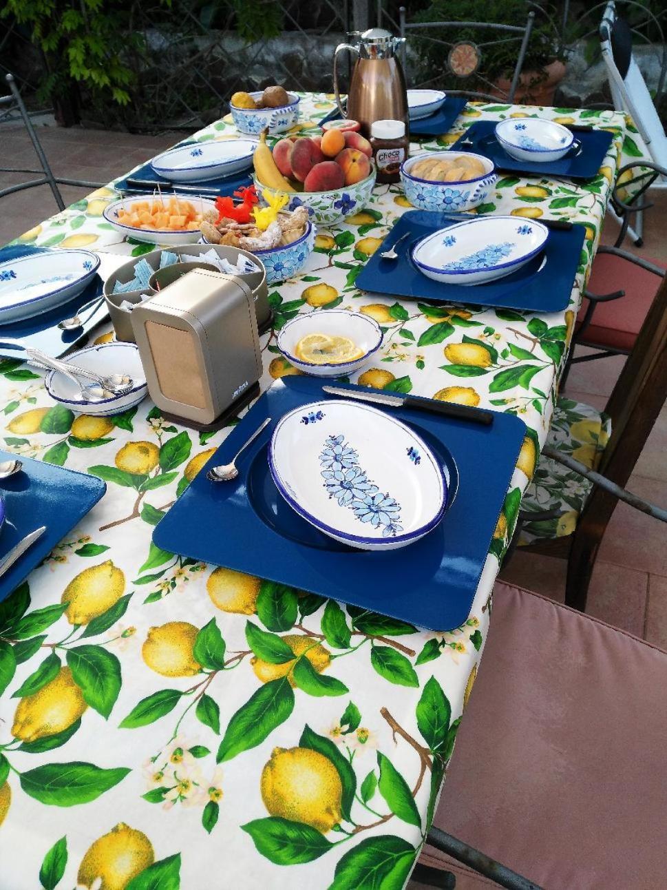 B&B Glamping Semaforo Capo Sperone SantʼAntìoco Rum bild